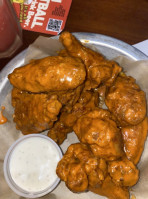 Hooters food