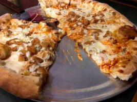 Lake Dillon Tavern Pizza Company food