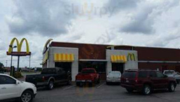 Mcdonald's outside