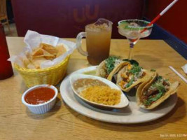 Los Mezquites Mexican Grill food