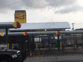 Sonic Drive-in outside