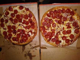 Little Caesars Pizza food