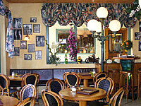 Bistro Gartenlaube inside