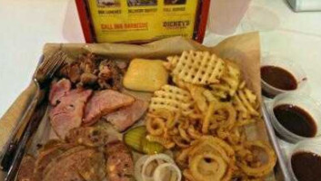 Dickey's Barbecue Pit food