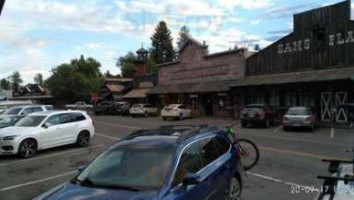 Three Fingered Jacks Saloon Cafe outside