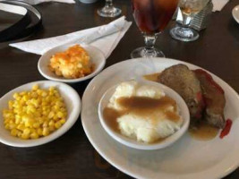 Bert's Southern Cooking food