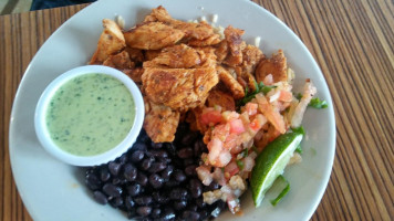 Wahoo's Fish Taco food