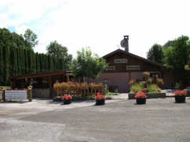 Auberge Fleurie outside