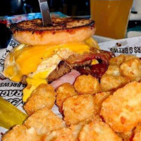 Sickies Garage Burgers Brews food