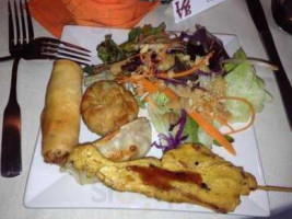 Mango Tree Bistro food