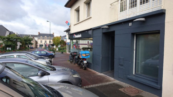 Domino's Pizza Le Rheu outside