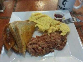 Melonie's Cafe food