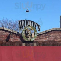 Woody's Bar & Grill food