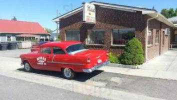 Malad Drive-in outside