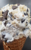 Oscar's Frozen Custard food