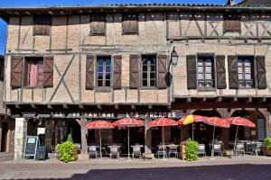 Auberge Des Arcades inside