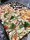 Che Pizza! food