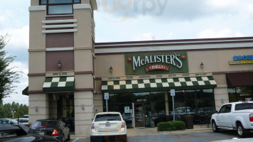 Mcalister's Deli outside