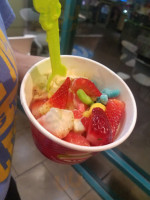 Menchie's Frozen Yogurt food