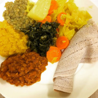 Taste Of Ethiopia food