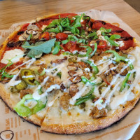 Blaze Pizza food