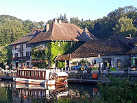 Le Relais Gourmand outside