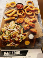 Buffalo Wild Wings food