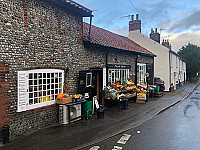 Picnic Fayre outside