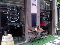 Taberna Da Baixa inside