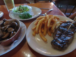 DJ's Roadhouse food