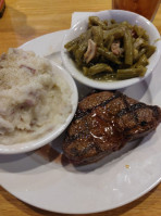 Shiloh's Roadhouse food