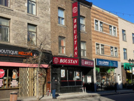 Boustan Hochelaga-maisonneuve outside