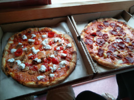 Pizzahhh! food