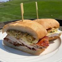 The Grille At Cinnabar Hills Golf Club food