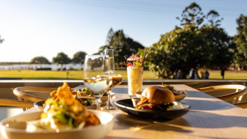 Cotton Tree Beach food