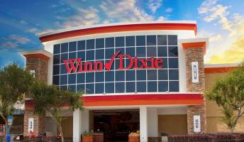 Winn-dixie Wine Spirits outside