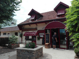 Auberge de la Gouillette food