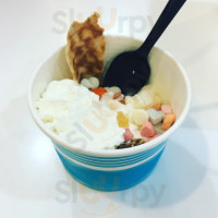 Froyoworld food