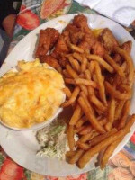 Dixie Kitchen Bait Shop food