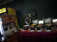 Zyka inside