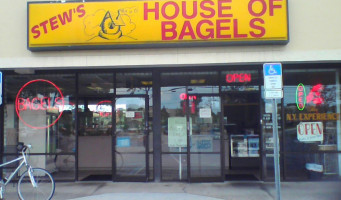 Stew's House Of Bagels food