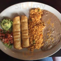 Pueblos Tex-mex Grill food