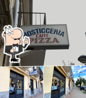 Rosticceria Pizza Virgilio Alfonso outside