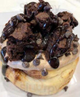 Cinnaholic food