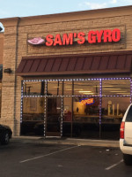 Sam Kabob Gyro outside