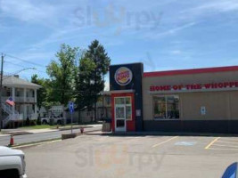 Burger King outside