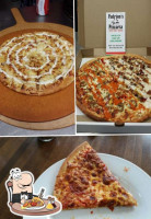 Padrino's Pizzaria food