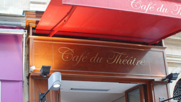 Le Café Du Théâtre food