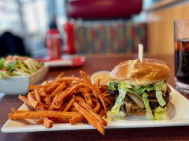 Red Robin Gourmet Burgers food