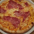 Pizzeria Roma food